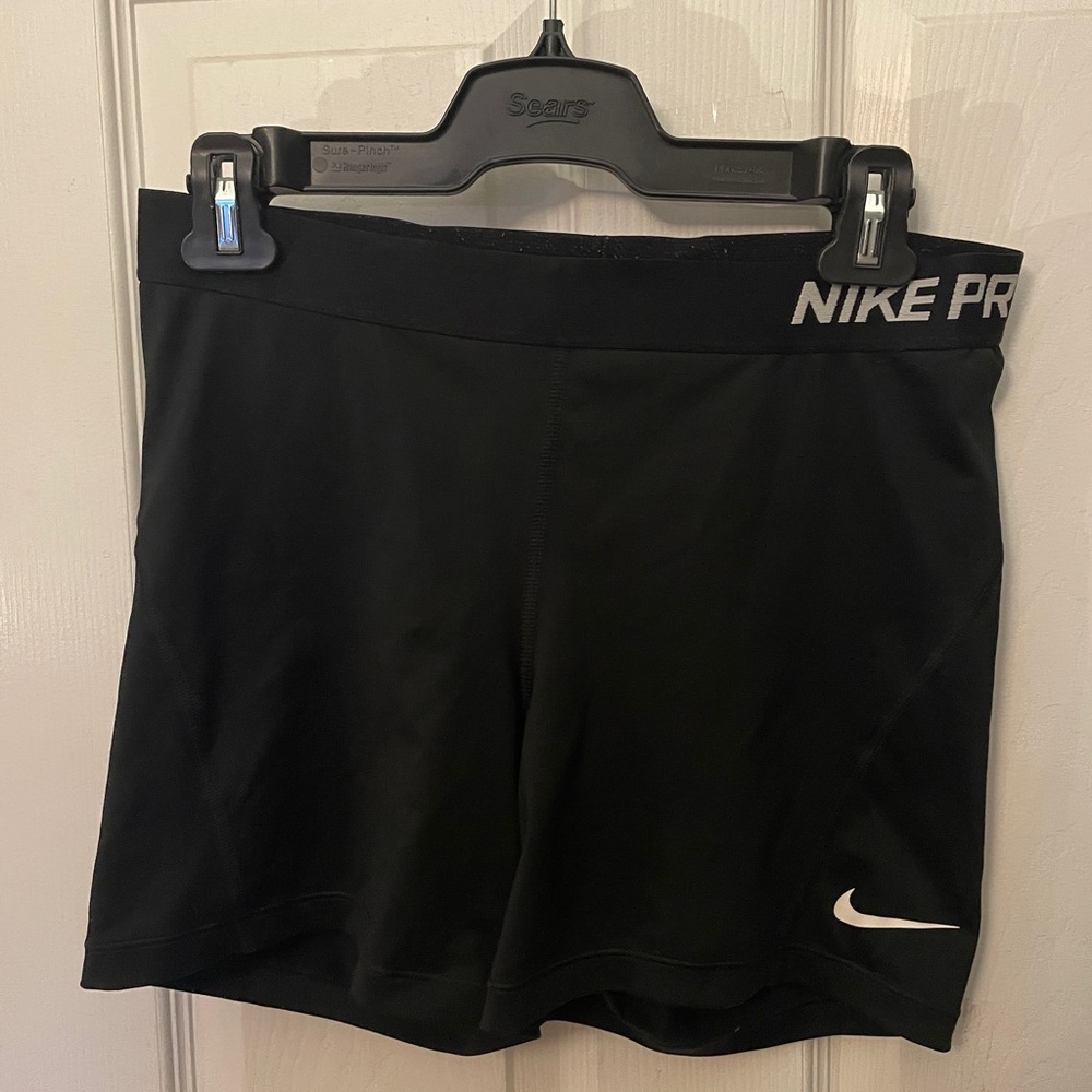 Nike Pro Women's Black Shorts